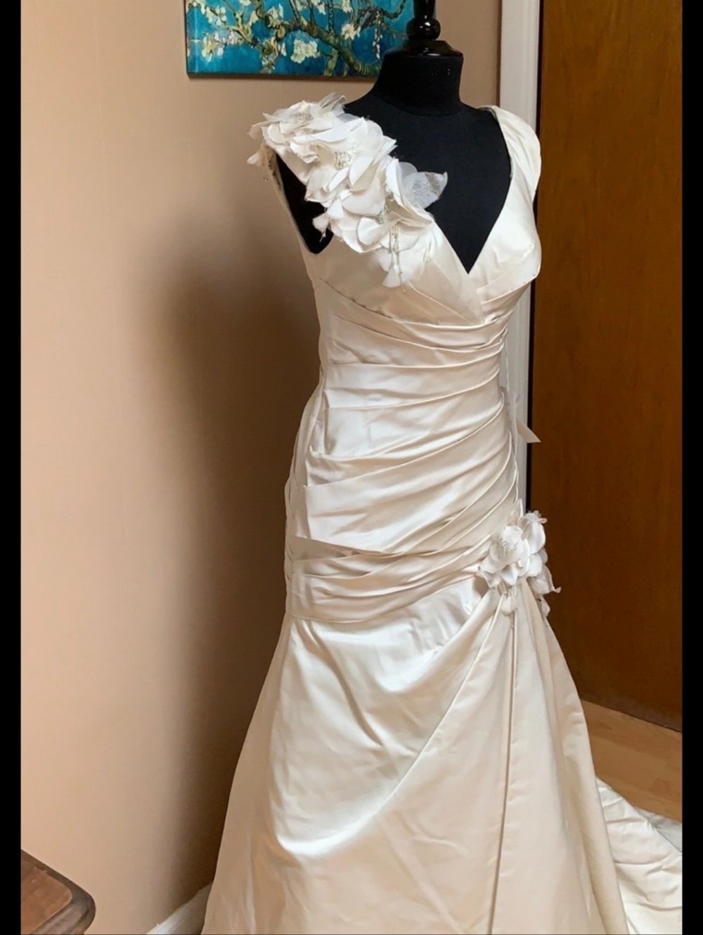 Watters Egg Shell Floral-Applique V-Neck Wedding Dress - Picture 2 of 12